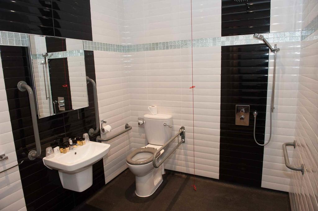 Hotel Forty One Driffield Стая снимка