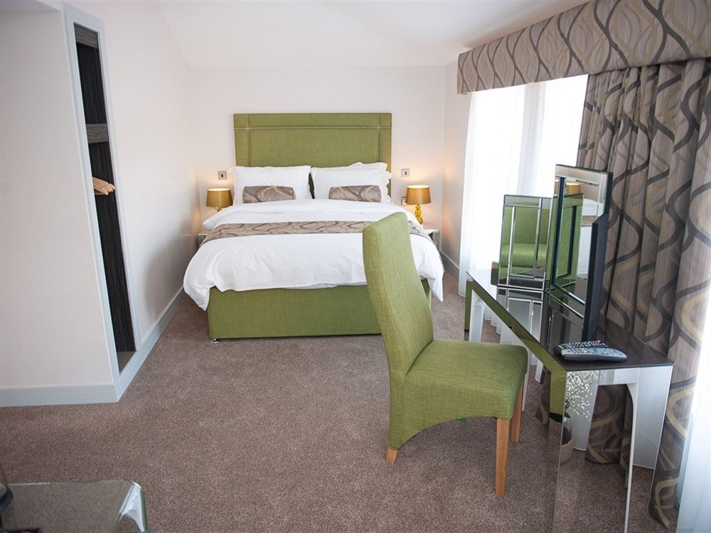 Hotel Forty One Driffield Екстериор снимка
