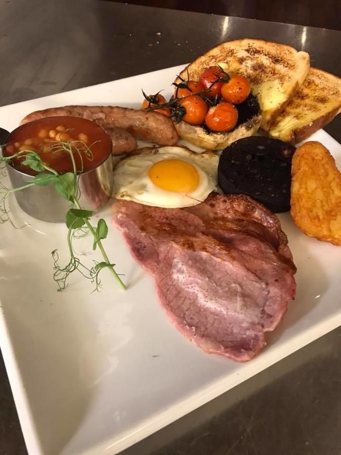 Hotel Forty One Driffield Екстериор снимка